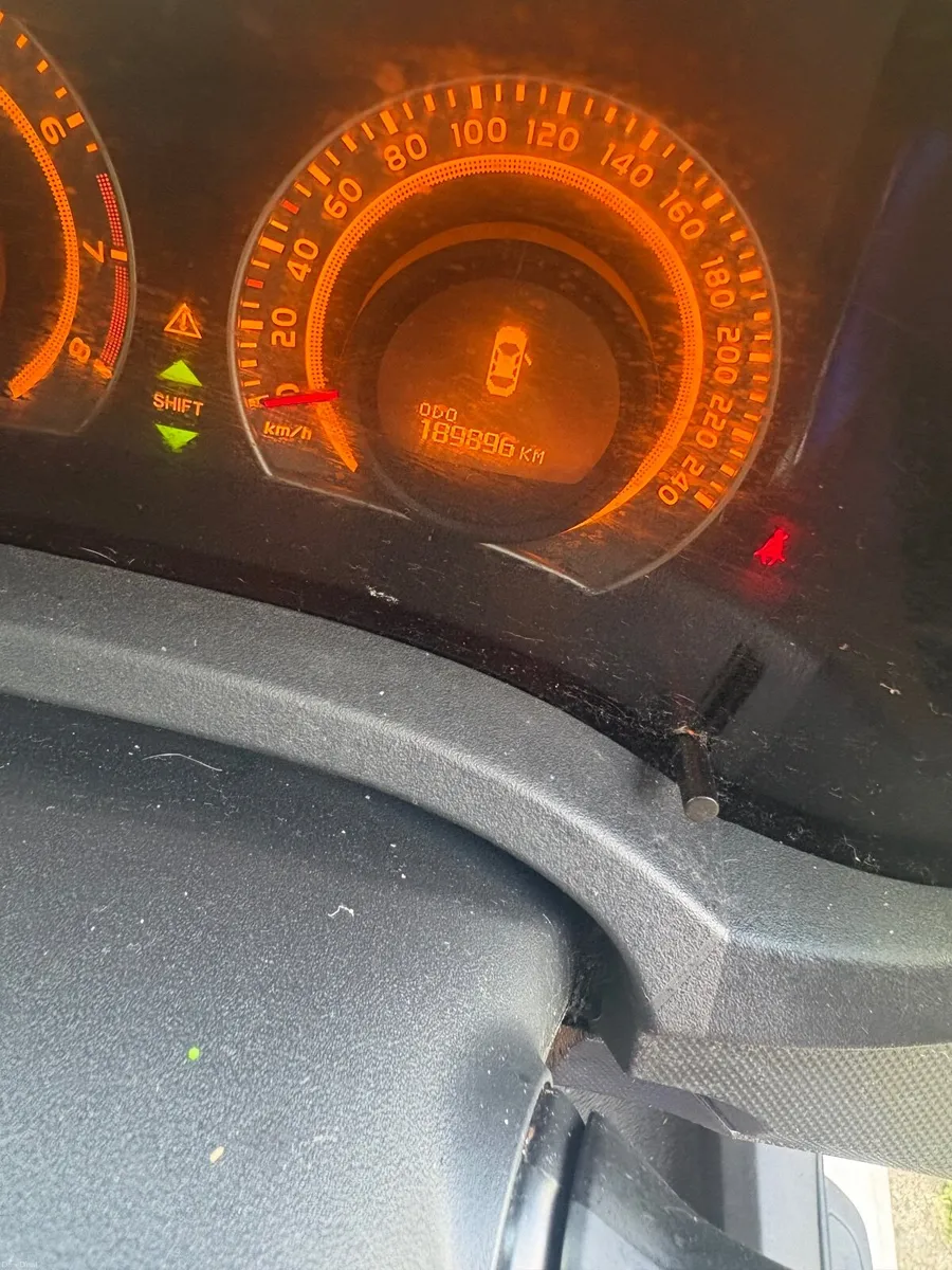Toyota Auris 2007 - Image 1