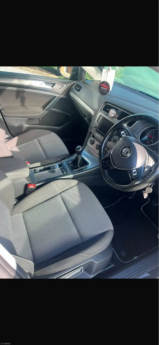 Volkswagen Golf - Image 6