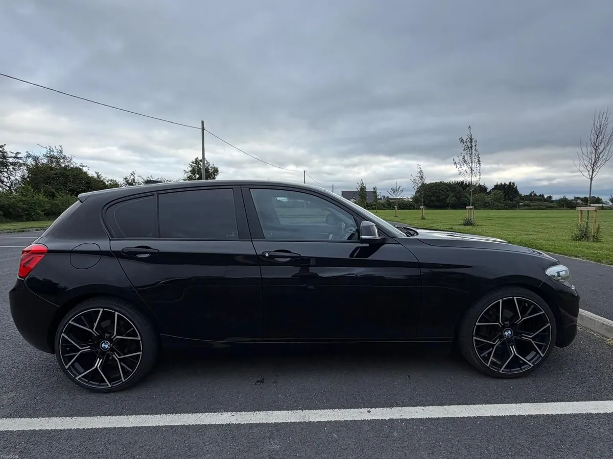 BMW 1-Series 2017 - Image 4