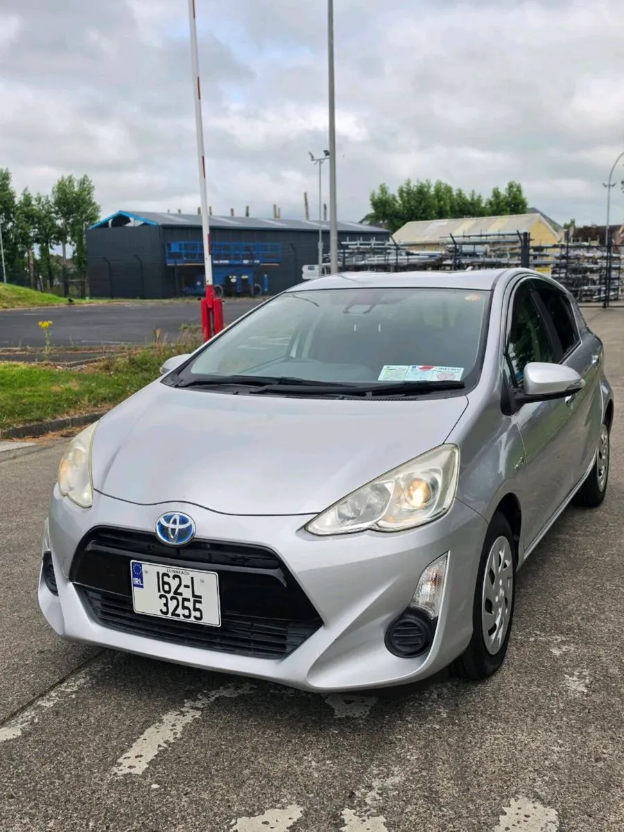 Toyota Aqua Auto Hybrid push start - Image 1