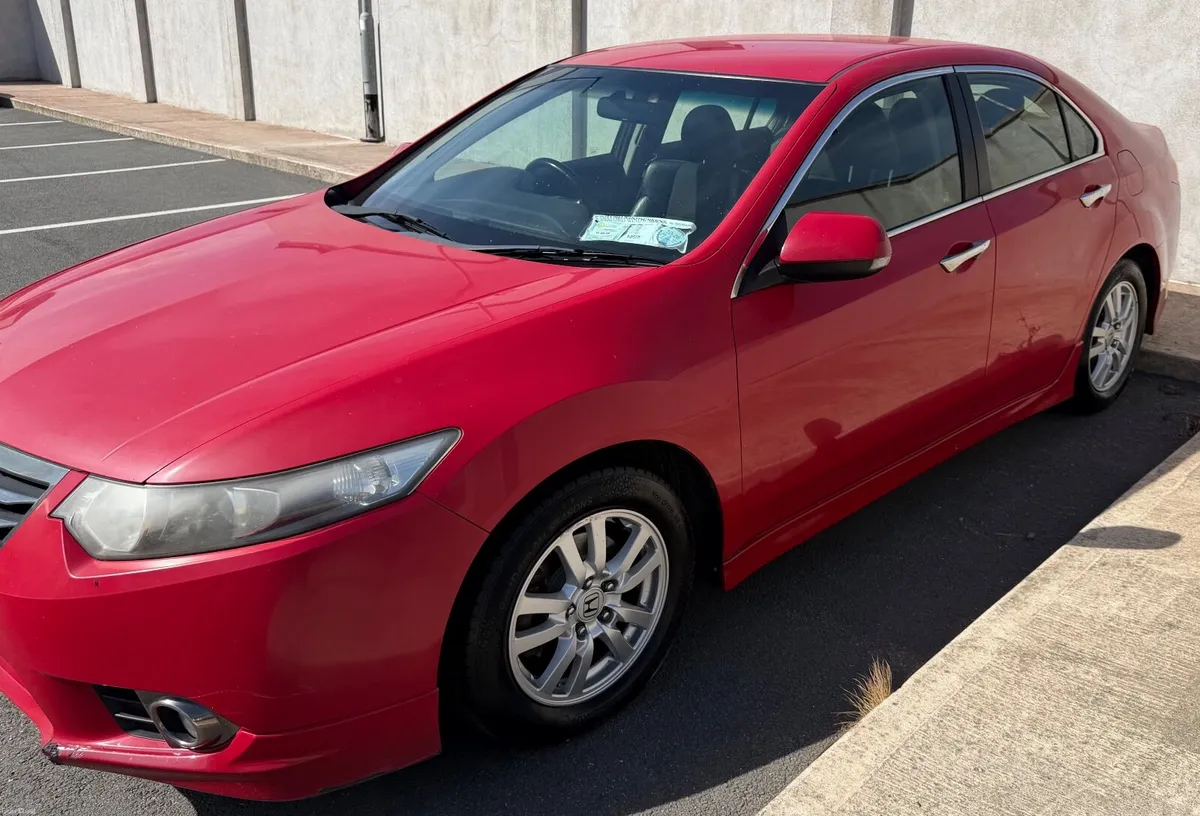 Honda Accord 2012 - Image 1