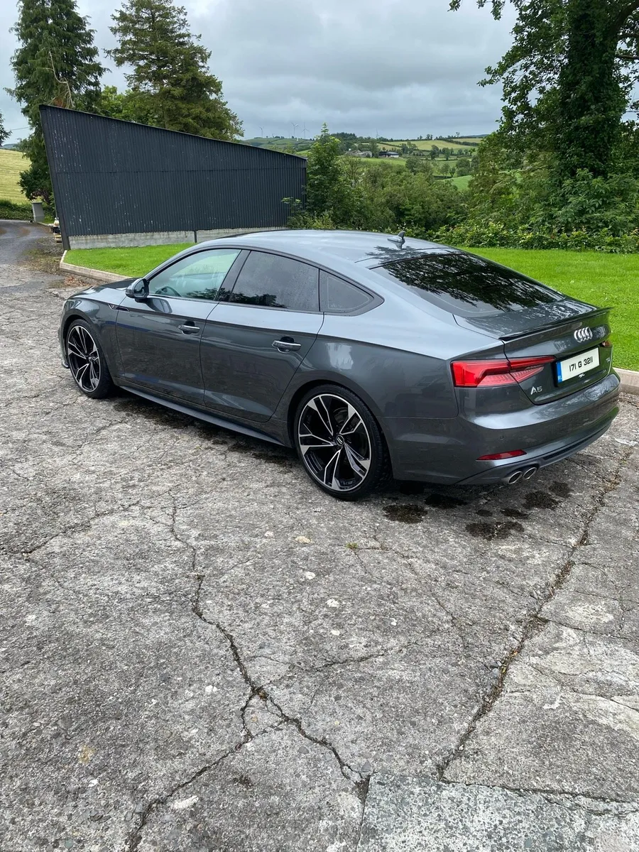 Audi A5 black edition - Image 4