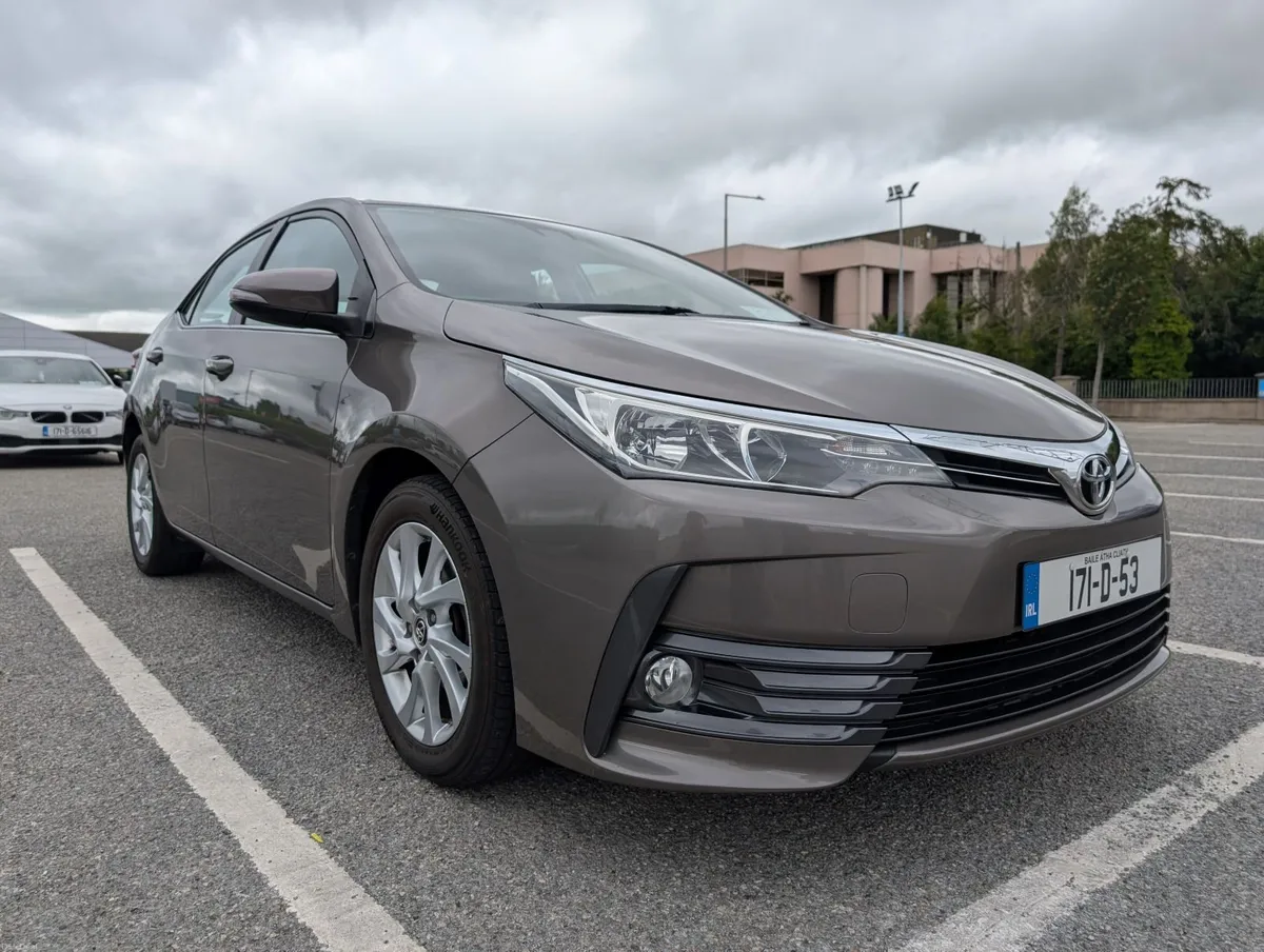 2017 Toyota Corolla 1.4 D4D Luna (Low Mileage) - Image 1