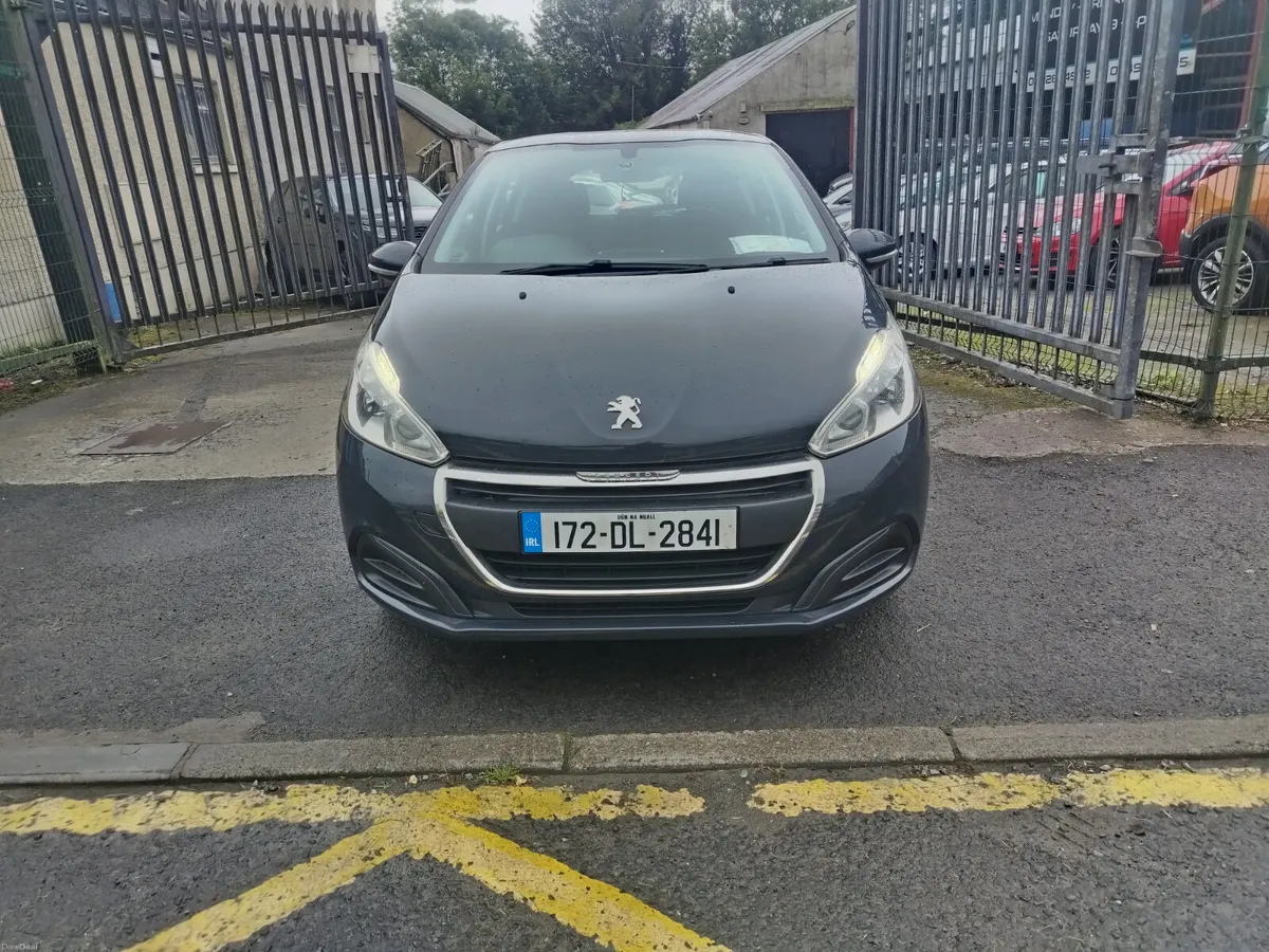 Peugeot 208 2017 - Image 2