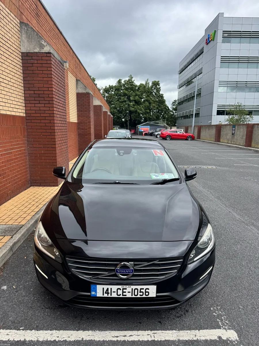 Volvo S60 Saloon - Image 2