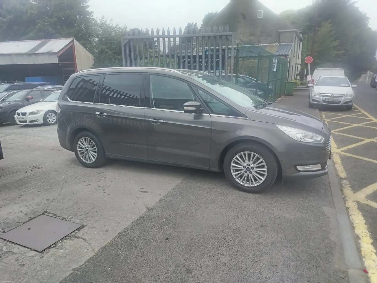 Ford Galaxy 2017 - Image 2