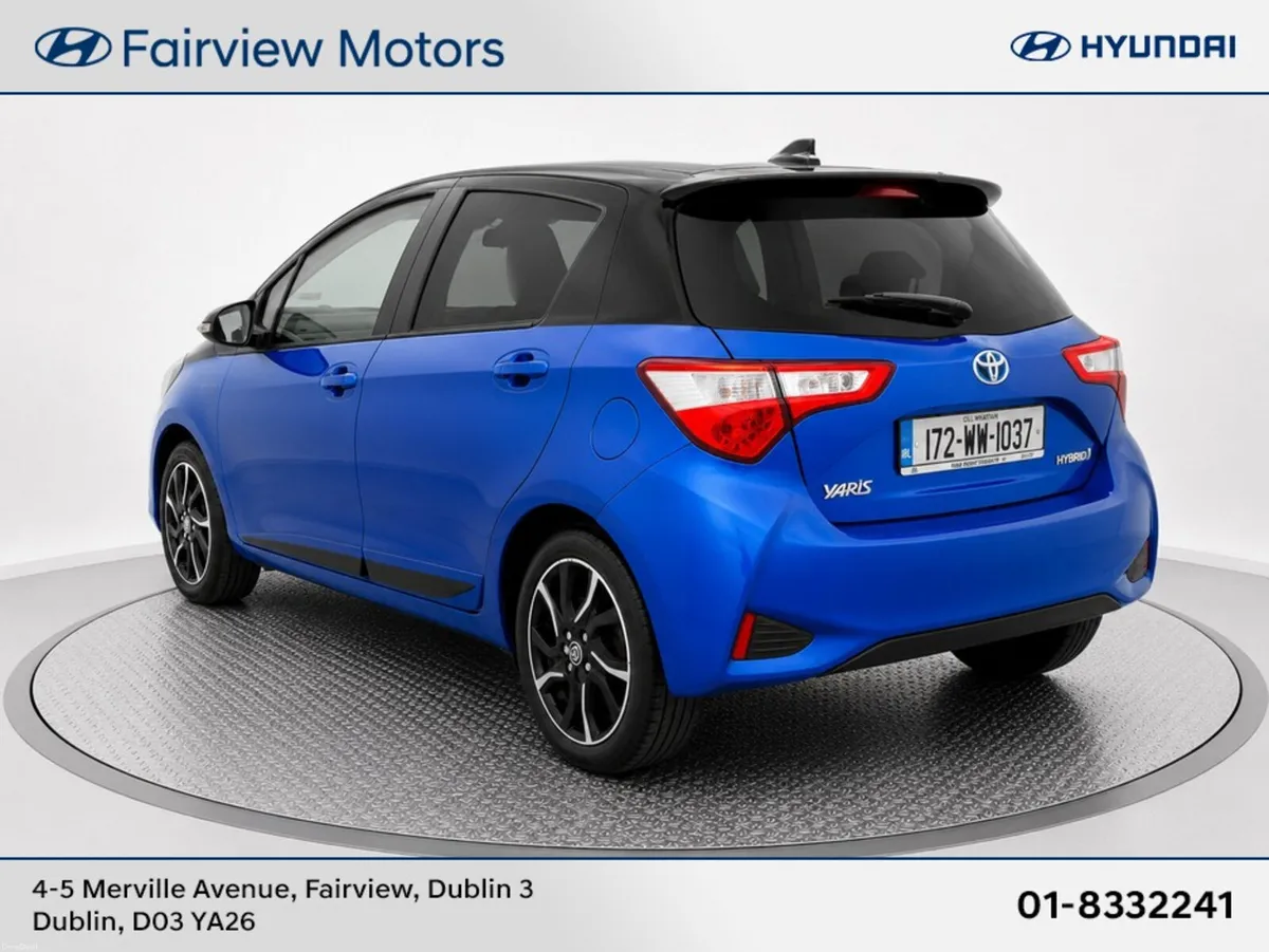 Toyota Yaris HYBRID - Image 4