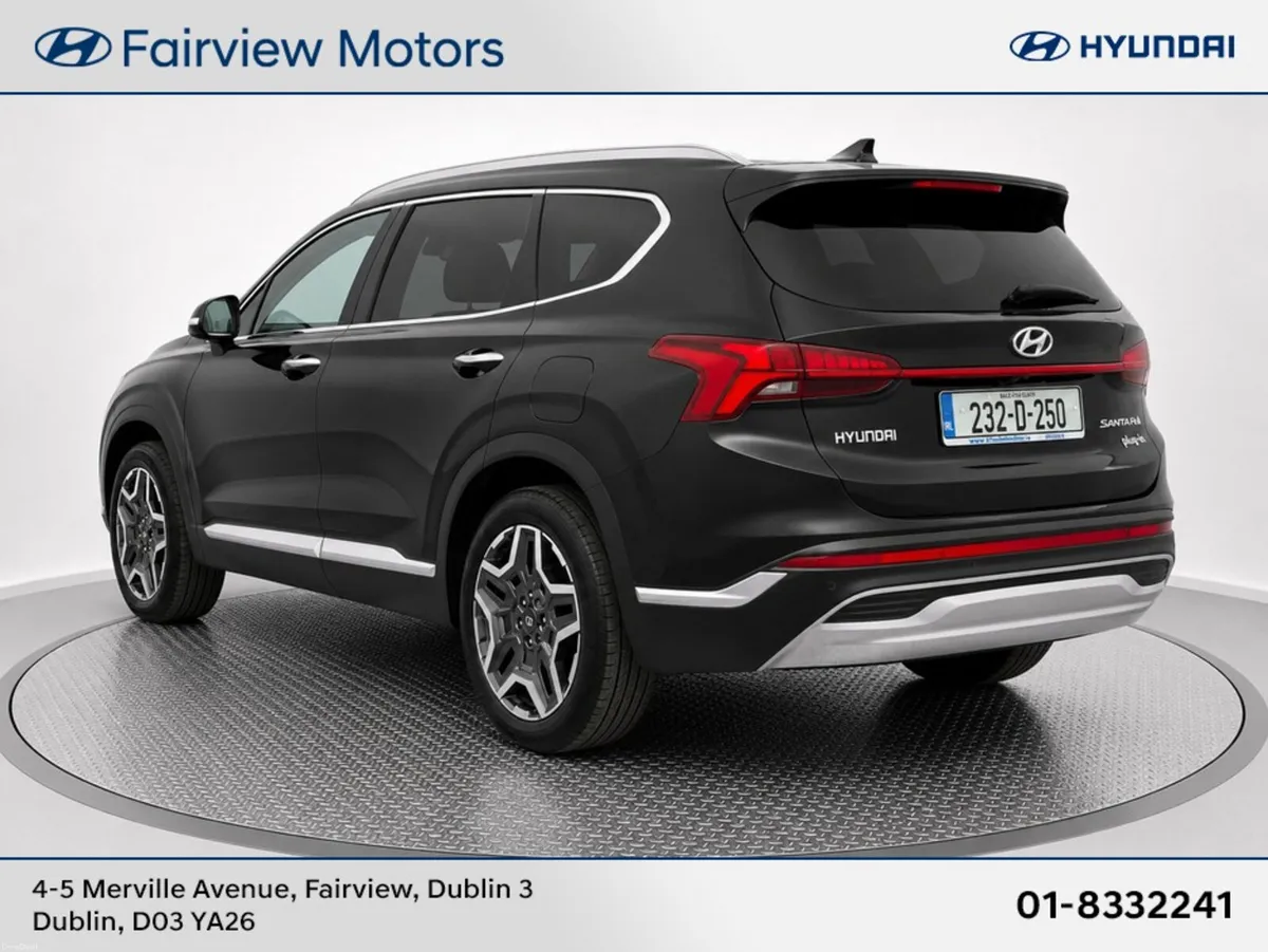 Hyundai Santa Fe PREMIUM PHEV  - Pan Roof - 7 Seat - Image 3
