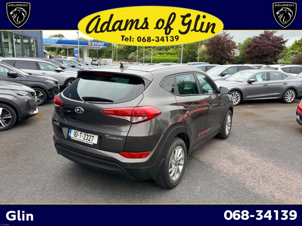 Hyundai Tucson EXECUTIVE 5DR - Image 2