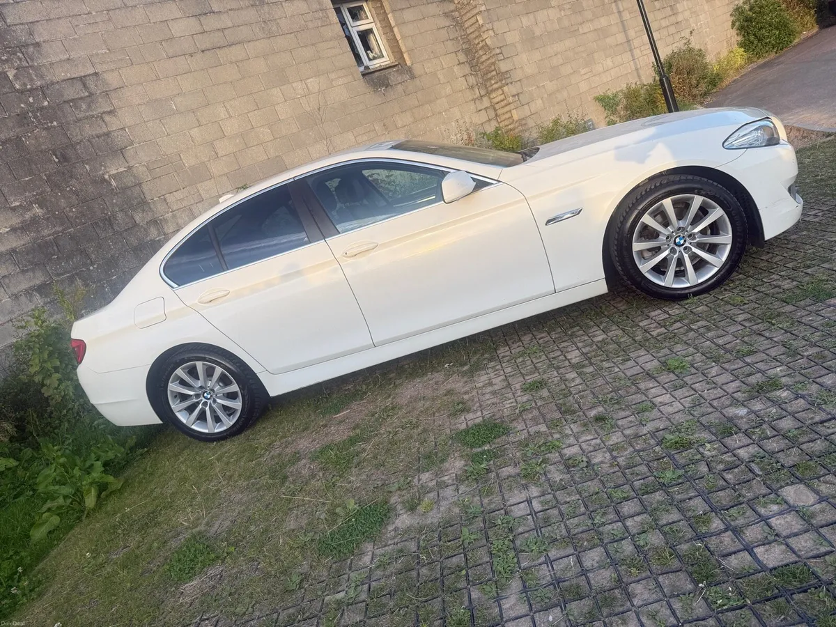 BMW 2011 White 520D M Sport - Image 4