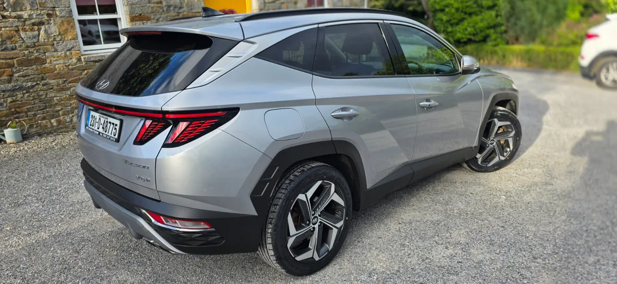 Hyundai Tucson 2023 PREMIUM EDITION - Image 6
