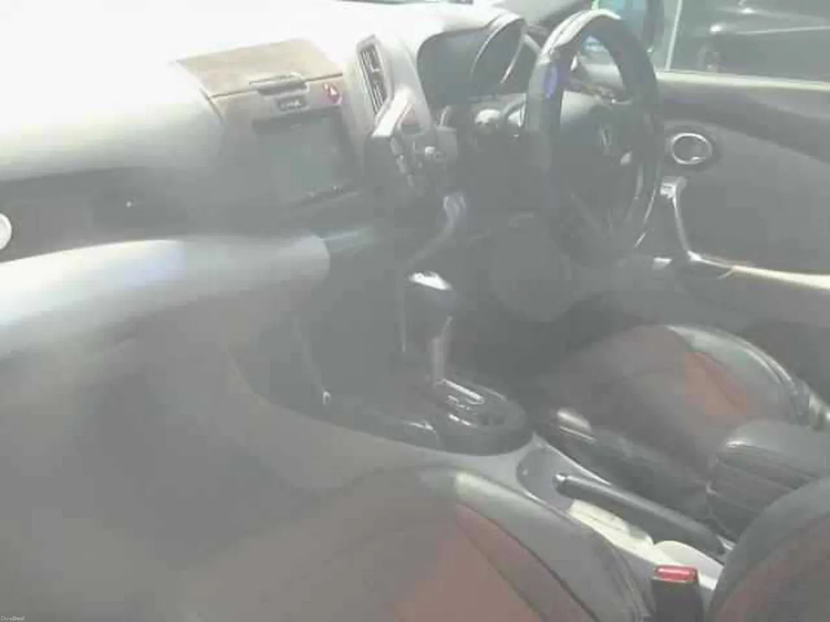 2010 Honda CRZ 1.5 Hybrid Auto LOW KMS - Image 3