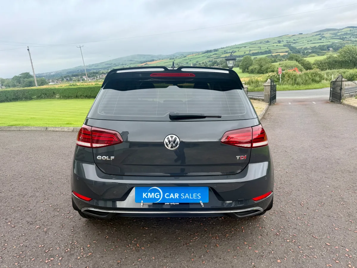 2017 VW Golf 1.6 TDI SE NAV - Image 6