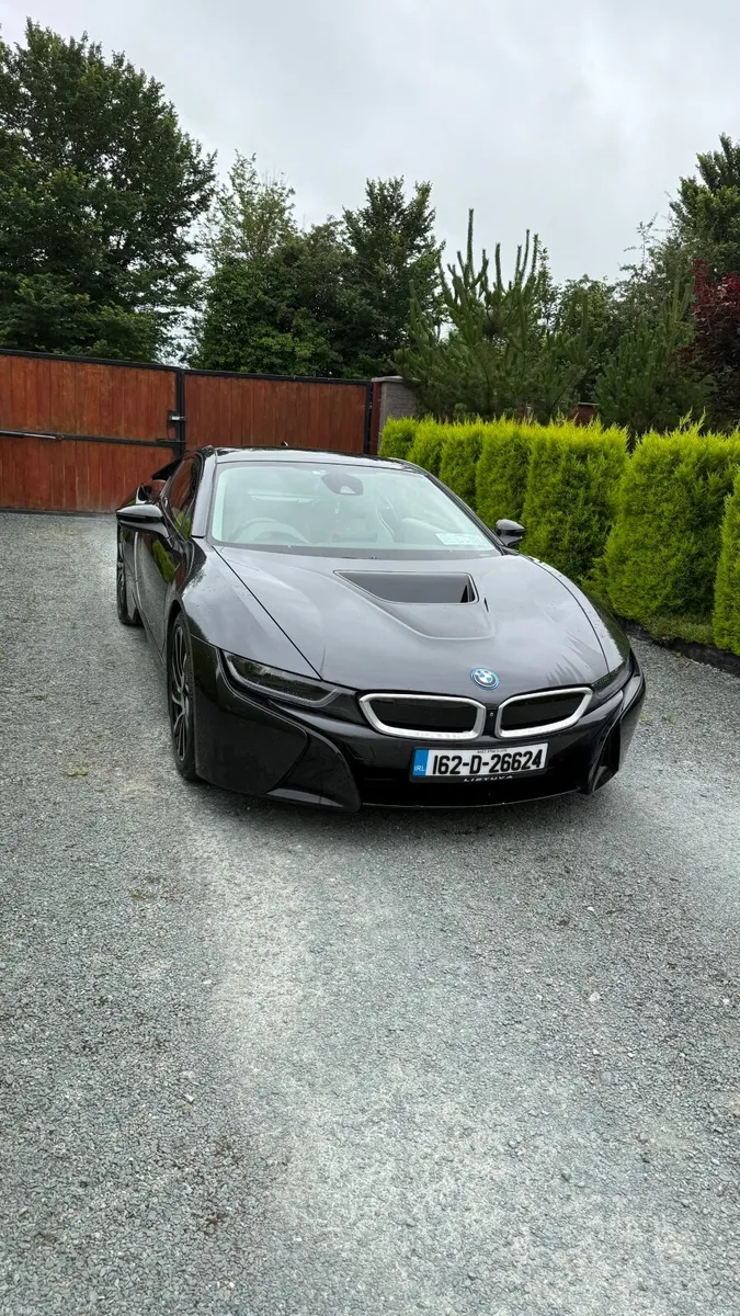 BMW i8 2016 - Image 6