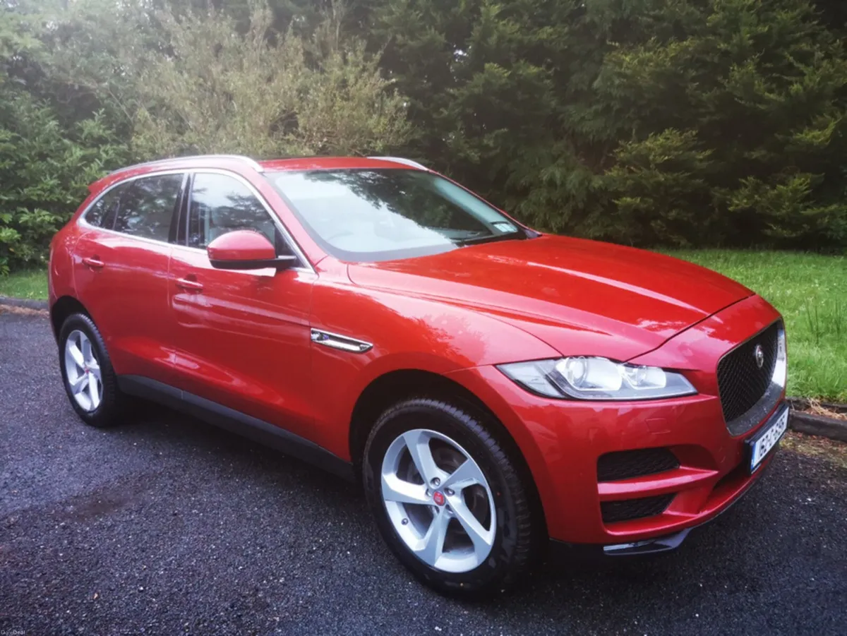 Jaguar F-Pace 2.0 D AWD PORTFOLIO 5DR AUTO - Image 2