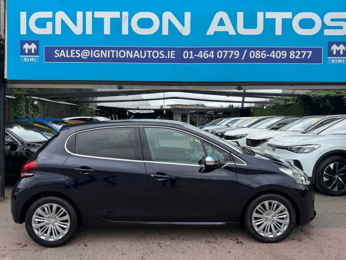 Peugeot 208 1.2 PETROL, AUTOMATIC, LOW MILEAGE, FI - Image 2