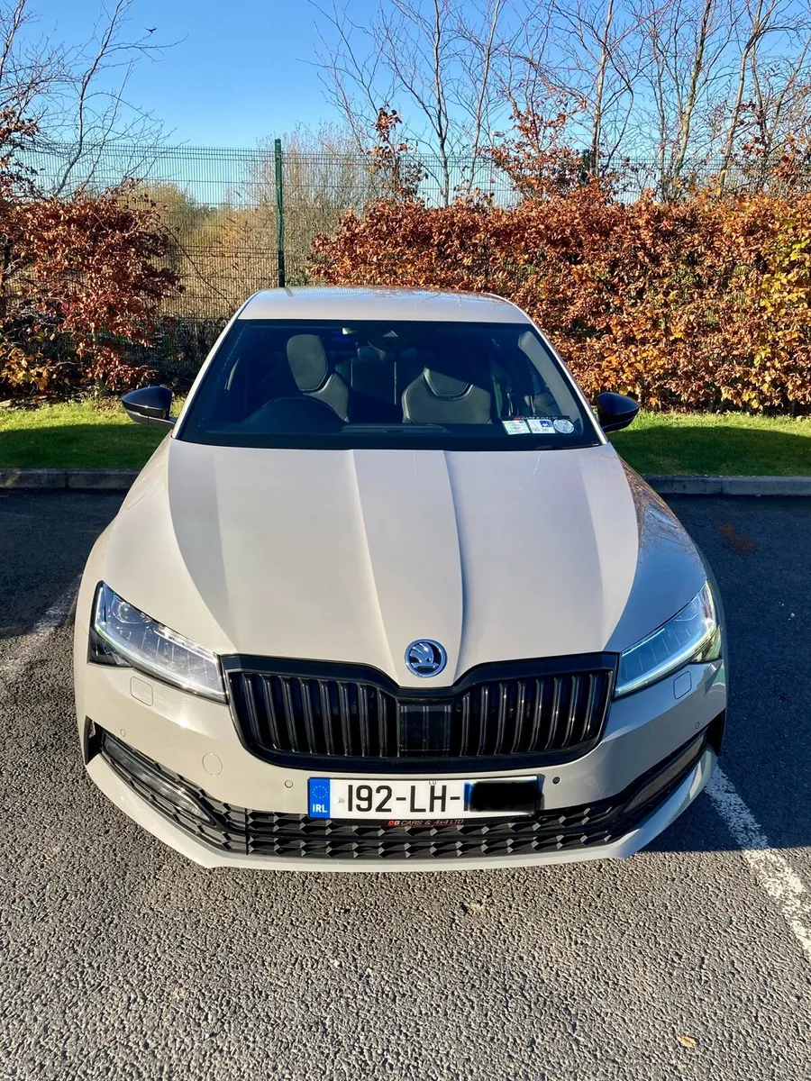 Skoda Superb Sportline Plus 190bhp DSG - Image 2