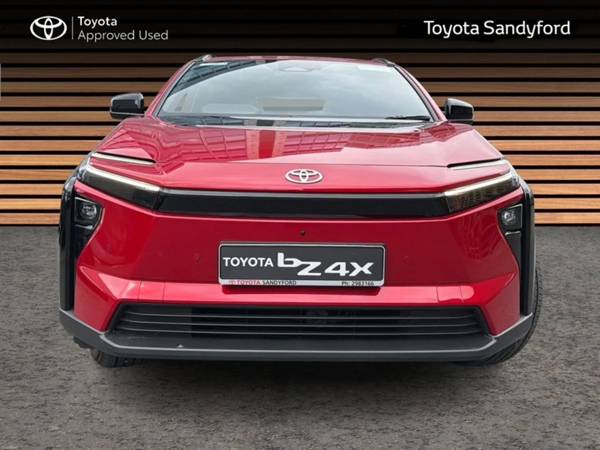 Toyota bZ4X SPORT EV AUTOMATIC // HEATED SEATS & S - Image 5