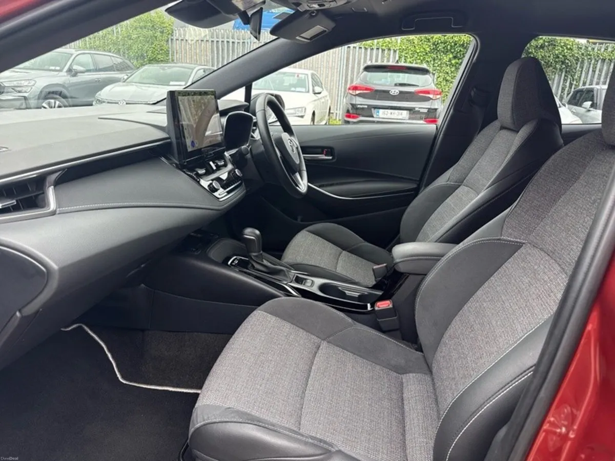 Toyota Corolla LUNA SPORT HATCHBACK // AIR CON // - Image 6