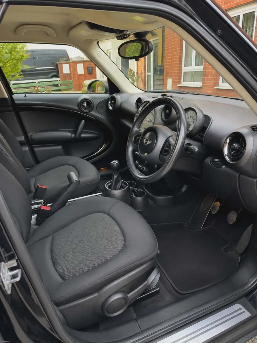 Mini 1.6 petrol...new nct. - Image 6