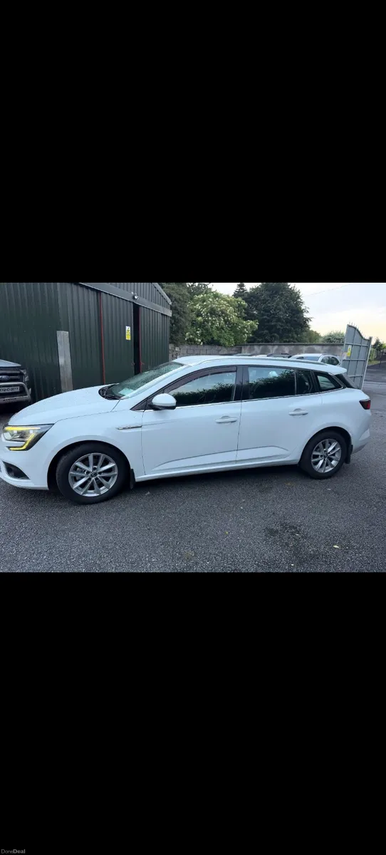 Renault Megane 2017 - Image 3
