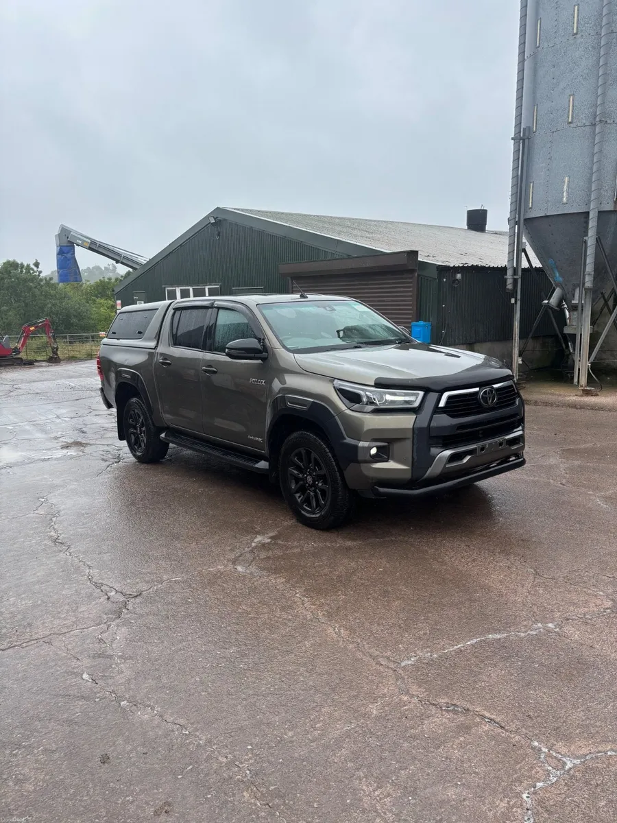 Toyota Hilux 2021 - Image 4