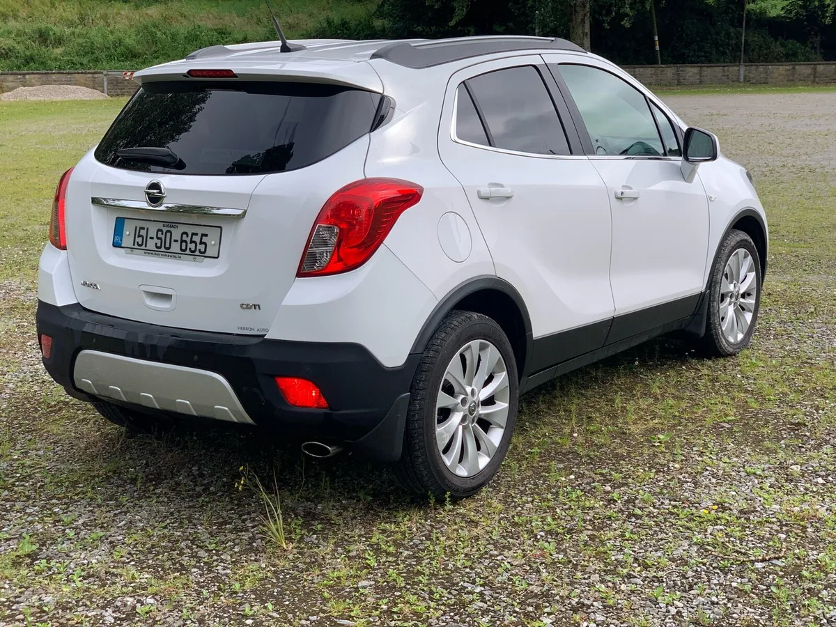 Car - Image 4