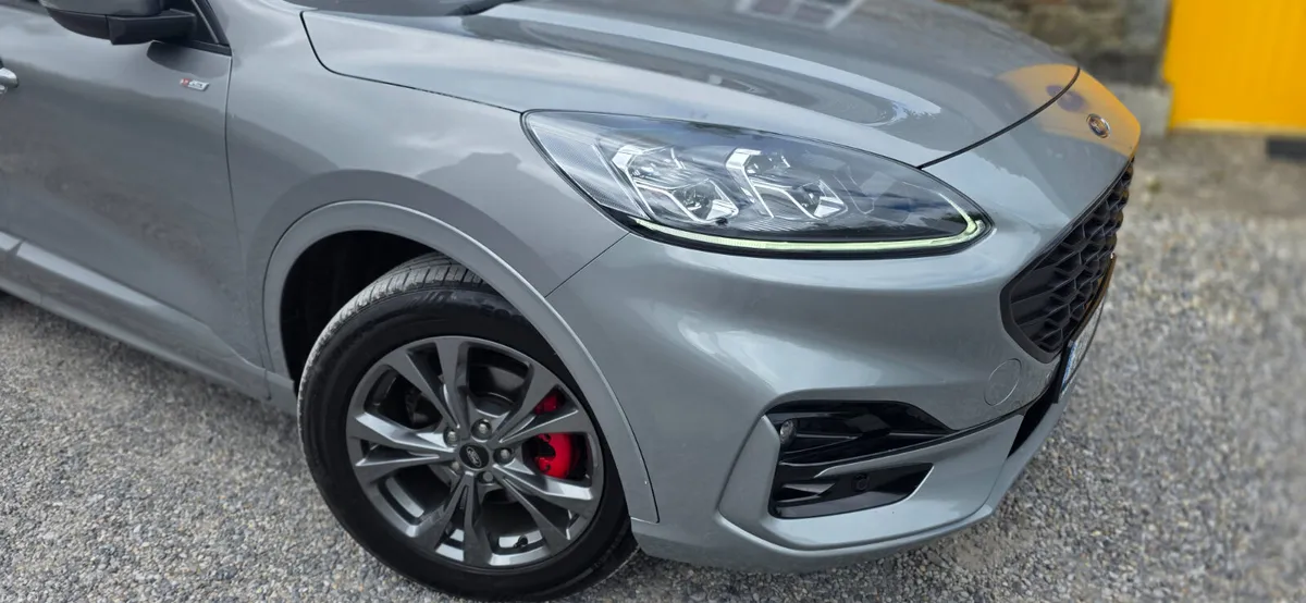 Ford Kuga 2023 ST LINE PREMIUM PHEV - Image 5