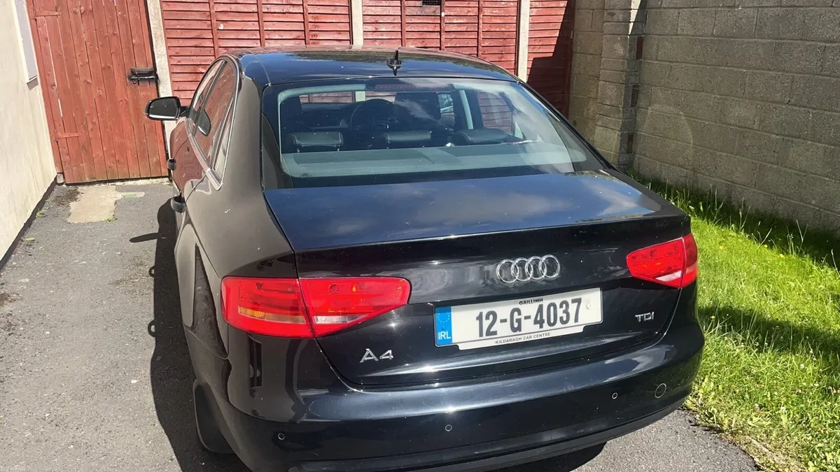 2012 Audi A4 - Image 2