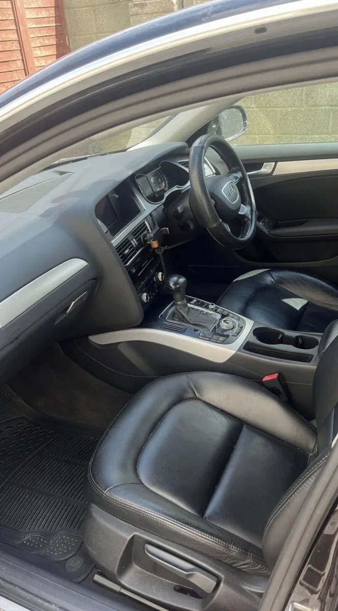 2012 Audi A4 - Image 3