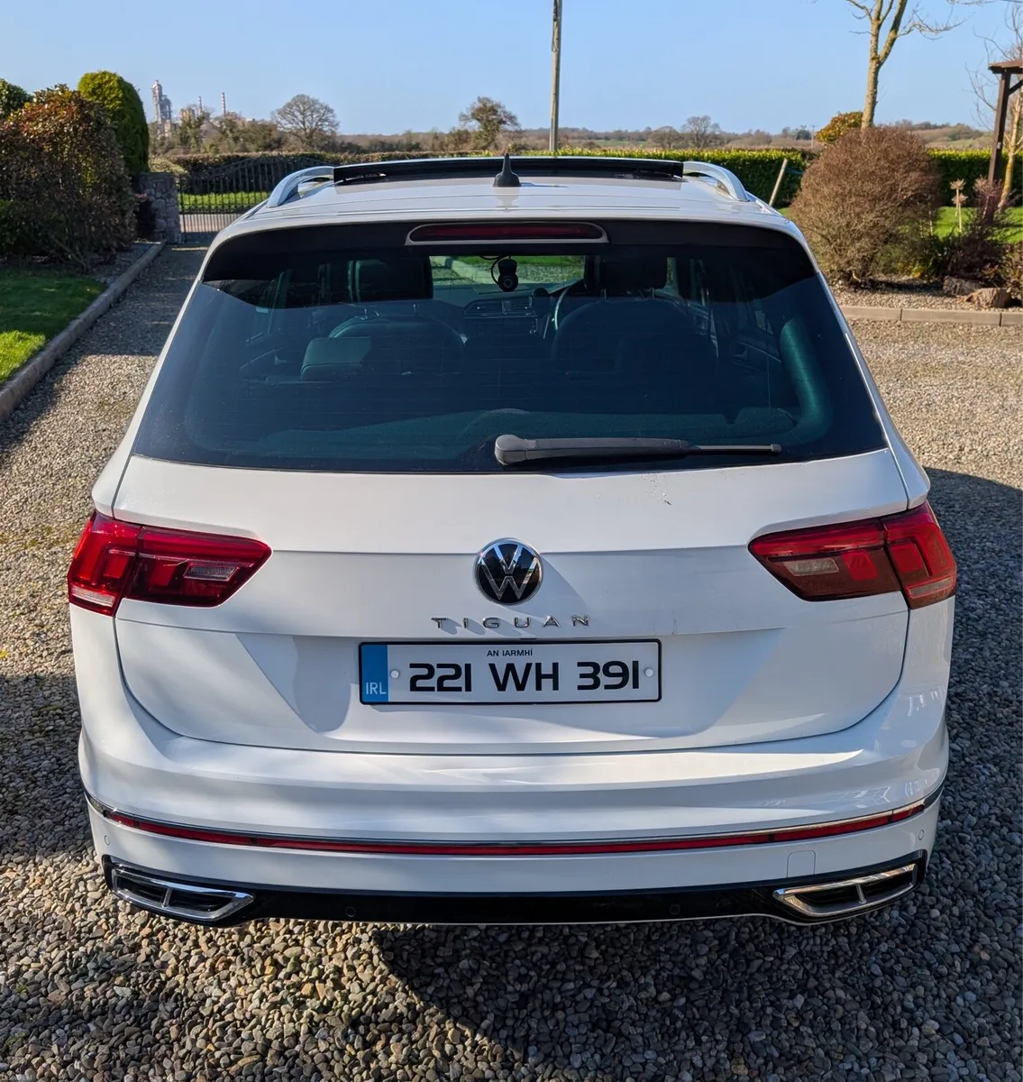 2022 VW Tiguan R-Line 2.0 TDI 150 BHP | Pan Roof - Image 6