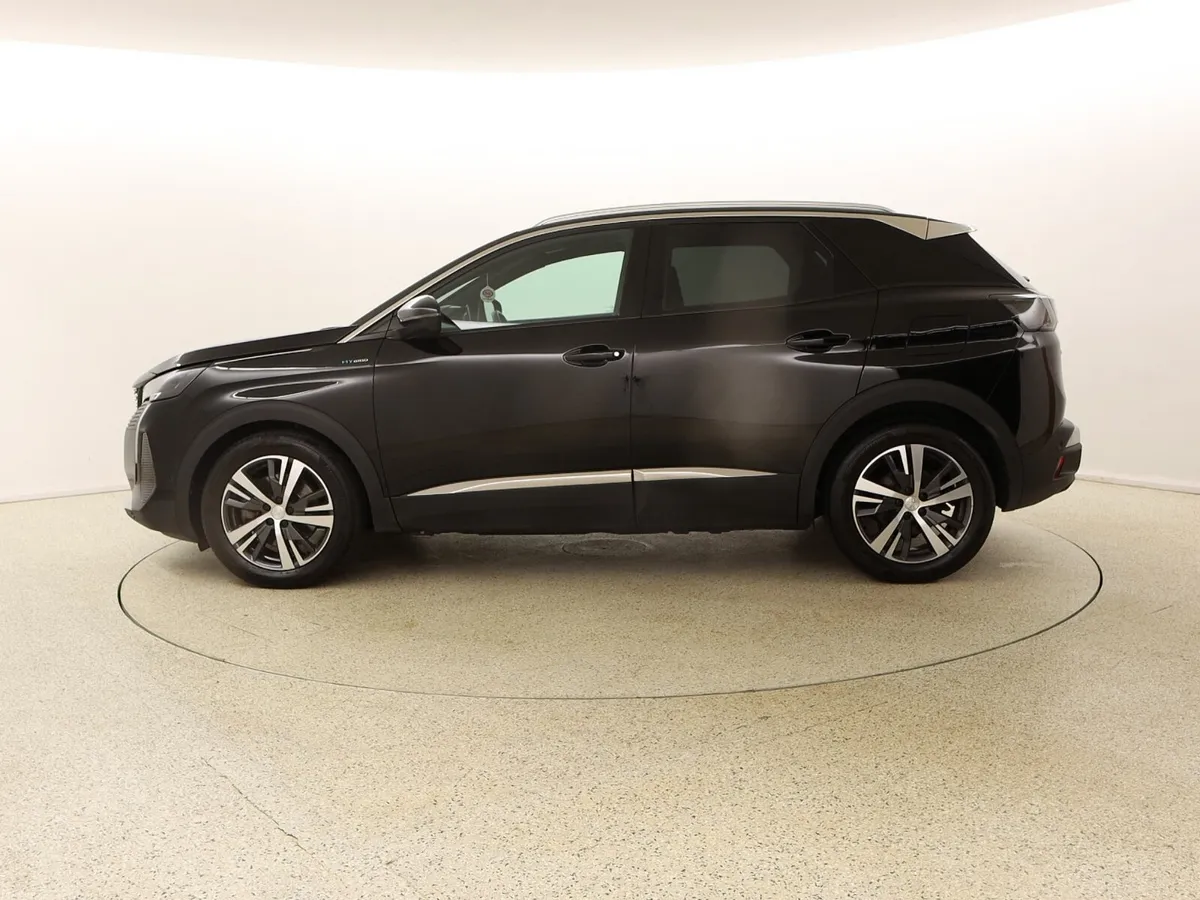 2023 Peugeot 3008 1.6 PHEV 225BHP ALLURE PREM AUTO - Image 4