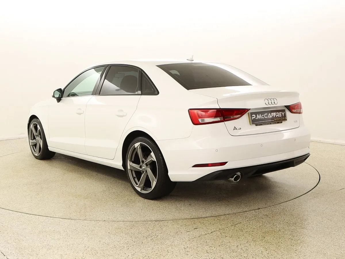 2016 Audi A3 1.6 TDI 110PS SPORT SALOON BLACK EDIT - Image 5