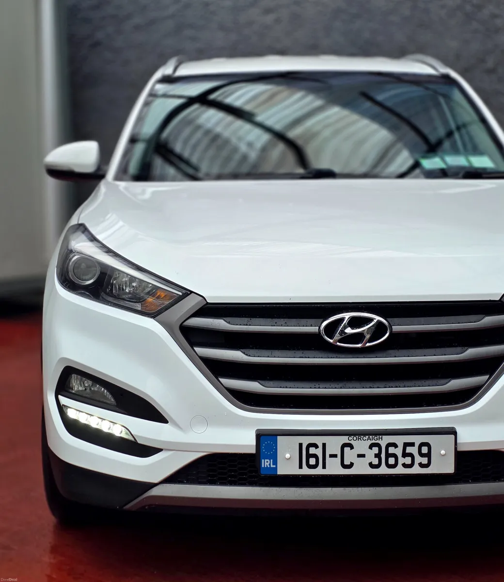 2016 Hyundai Tucson 1.7crdi 154km excellent condit - Image 2