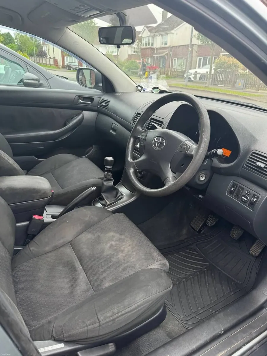 Toyota Avensis 2008 - Image 3