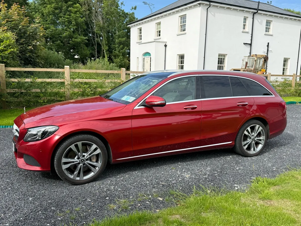 Mercedes C350e Estate Hybrid - Image 2
