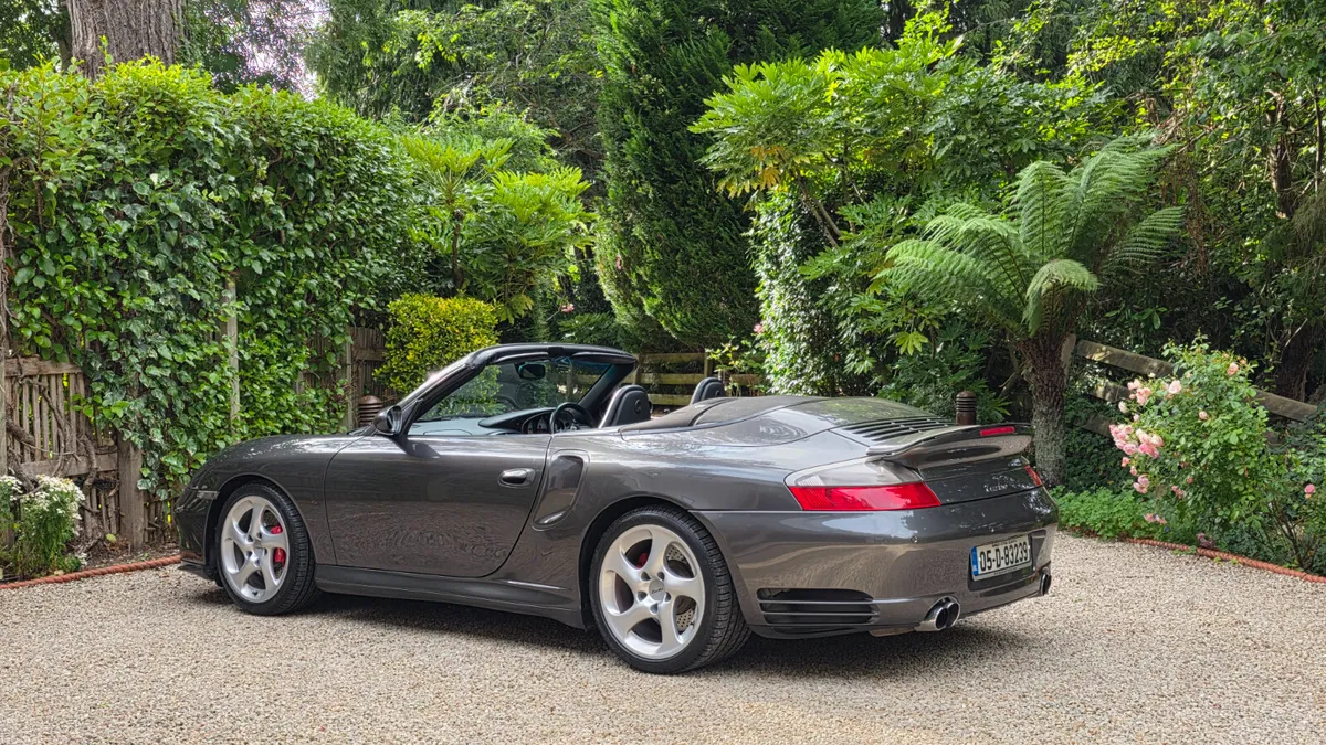 Porsche 911 Turbo Cabriolet - Tiptronic - Image 4