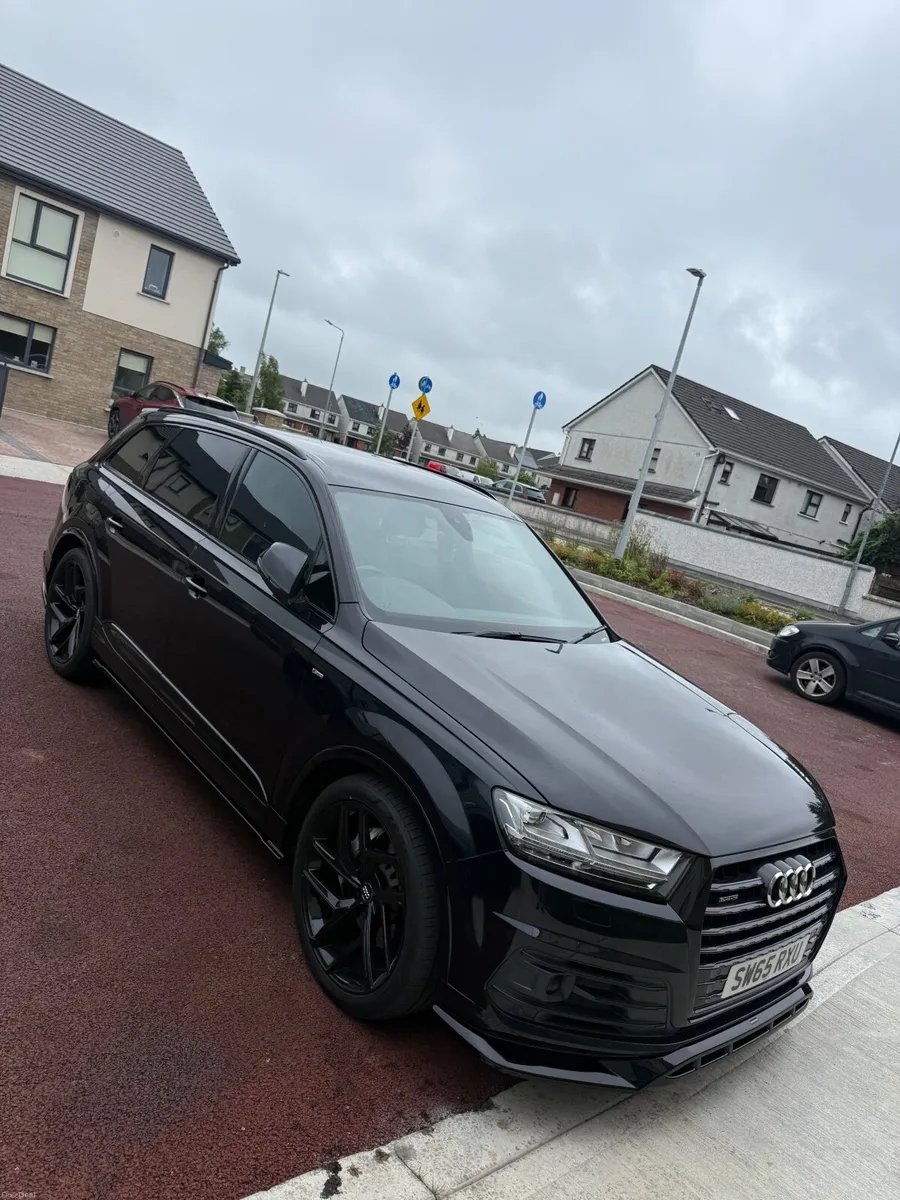 Audi Q7 2015 - Image 1
