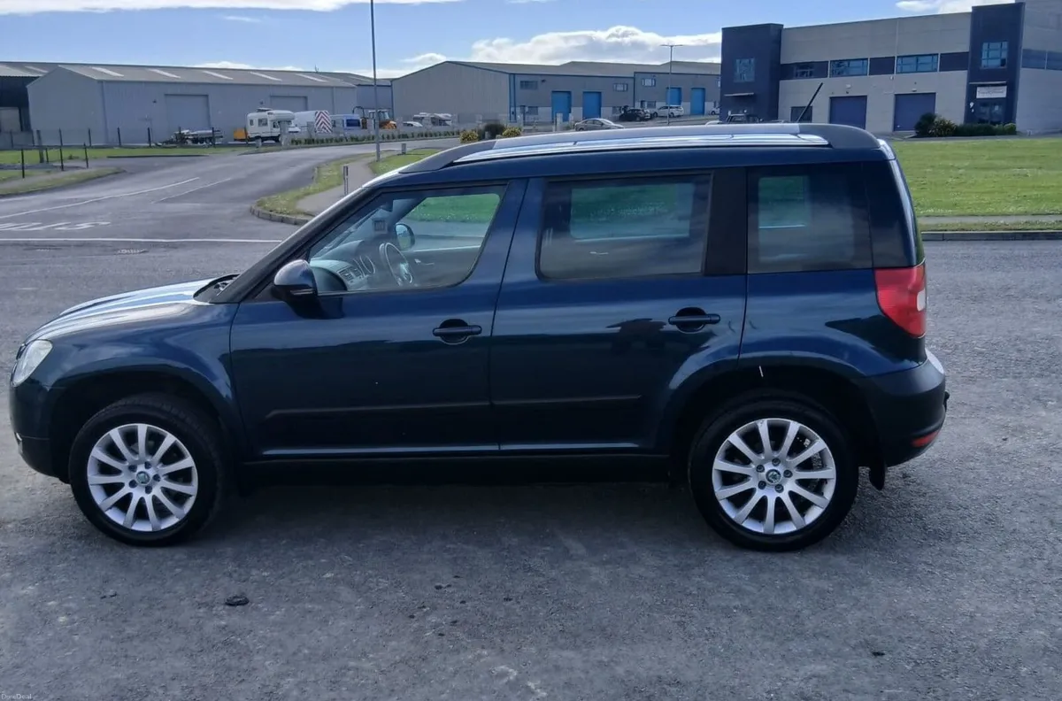 Skoda Yeti  Urban  2013 - Image 2