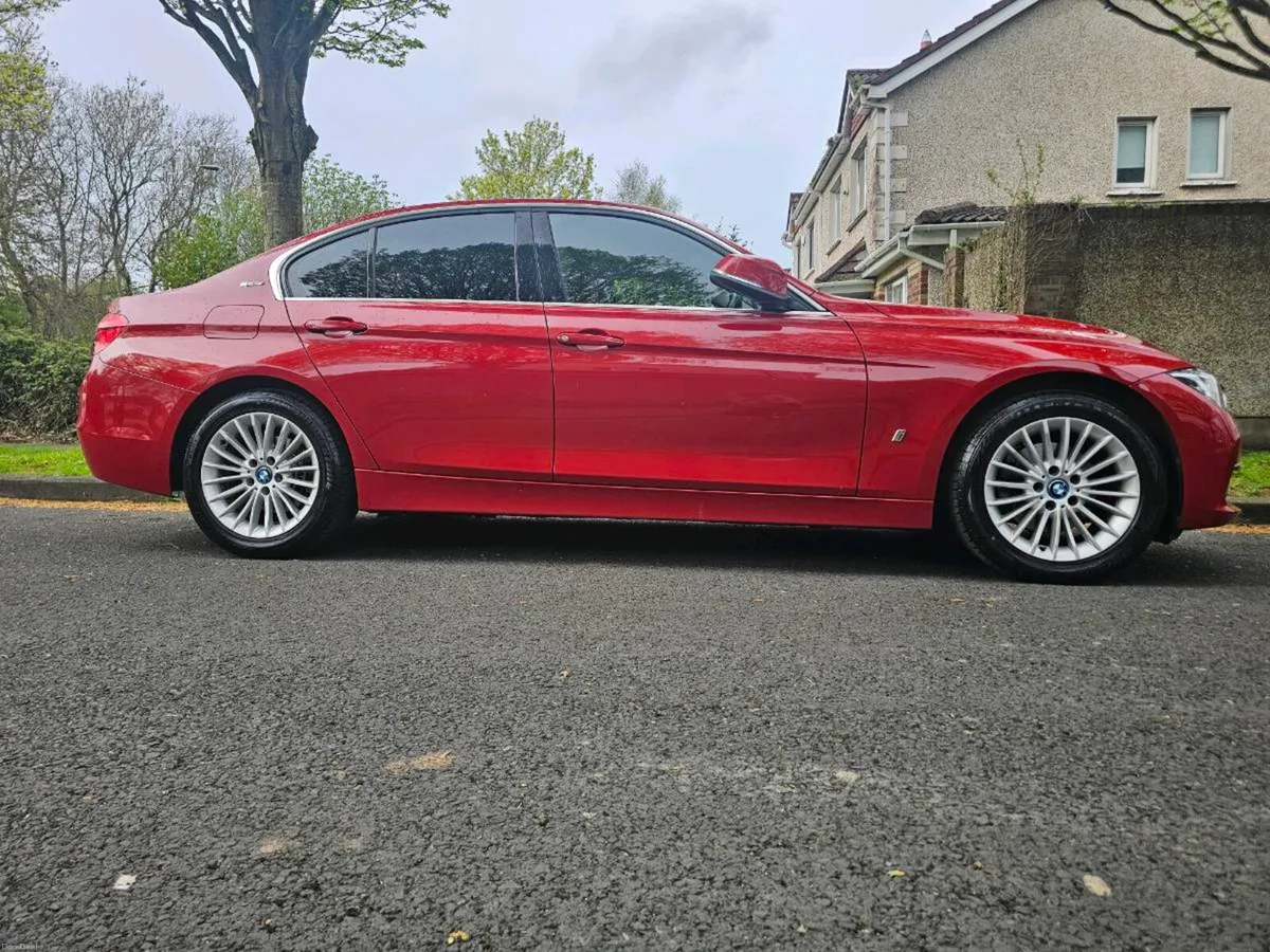 BMW 330e Low Mileage NCT May 2028 - Image 3