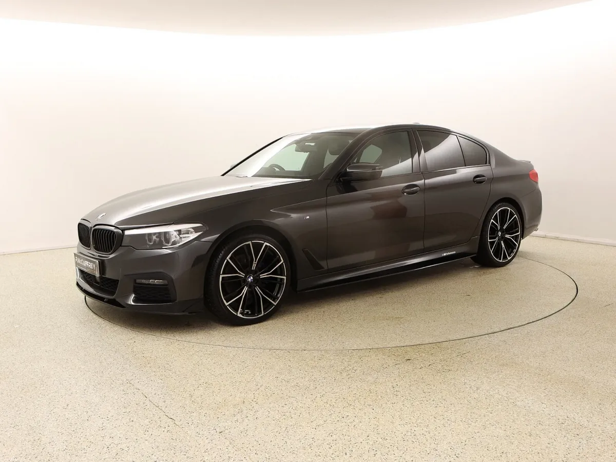 2018 BMW 520D 2.0 M-SPORT 190 BHP G30 M-PERFORMANC - Image 3