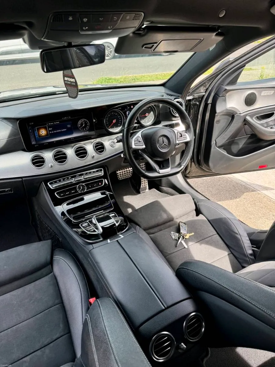 Mercedes E220 AMG 2017 2.0d - Image 5