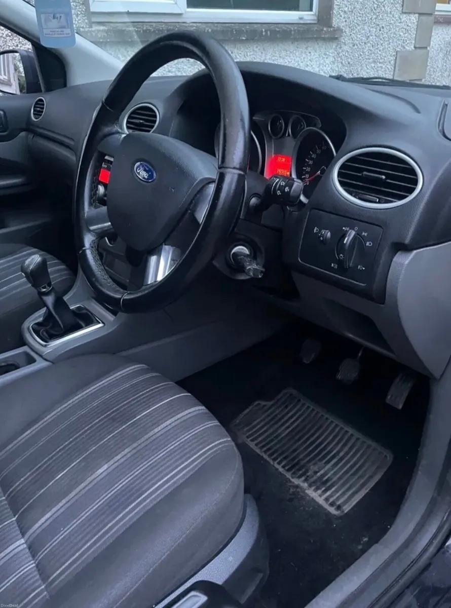 Ford Focus 2009 - Image 3