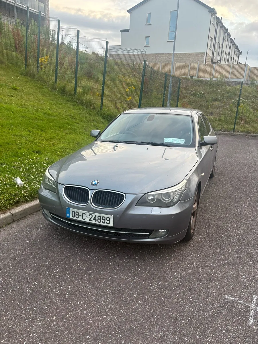BMW 520d - Image 1