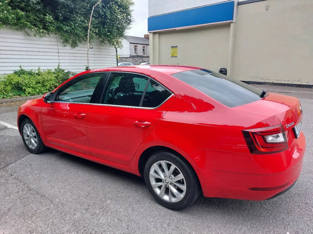 Skoda Octavia 2018 - Image 4