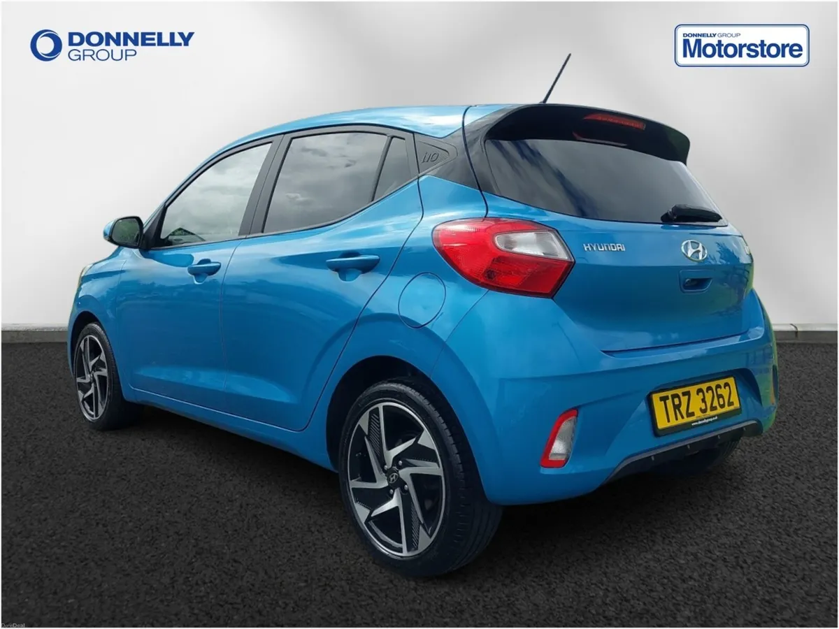 Hyundai i10 Hatchback Premium - Image 2