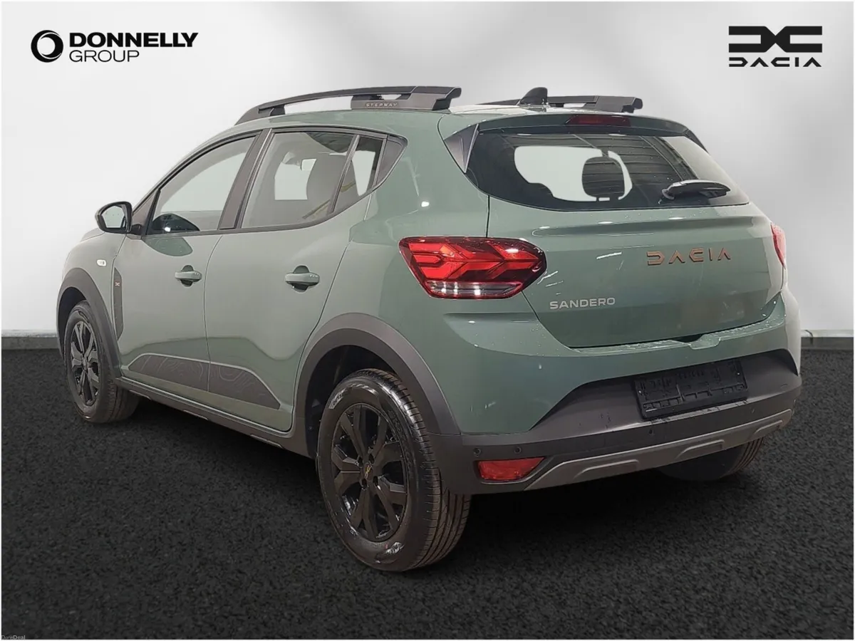Dacia Sandero Stepway Hatchback Extreme - Image 2
