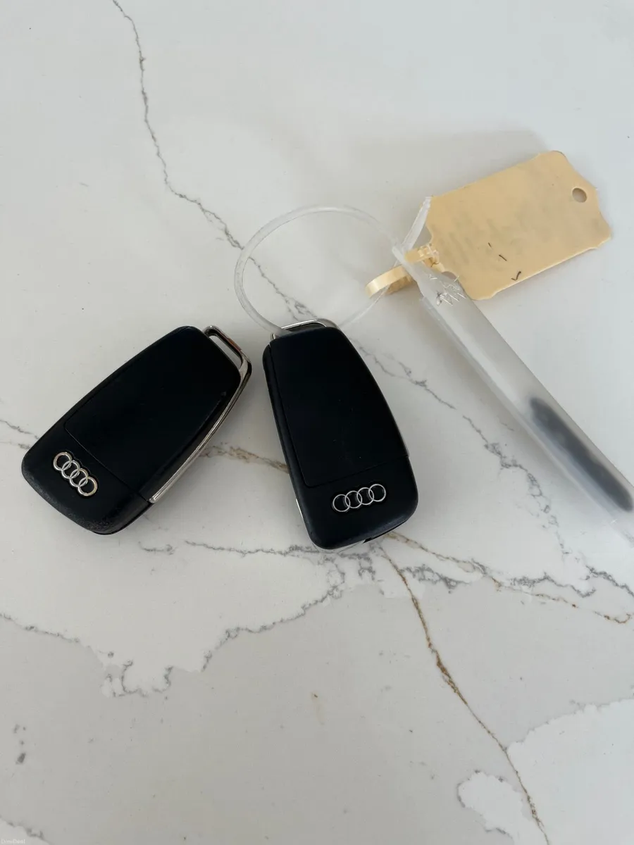 Audi A3 2010 - Image 2