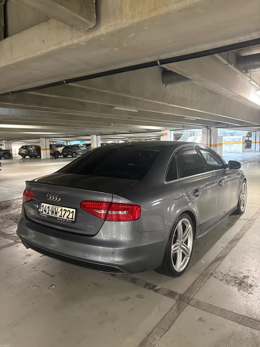 Audi A4 S-Line - Image 6