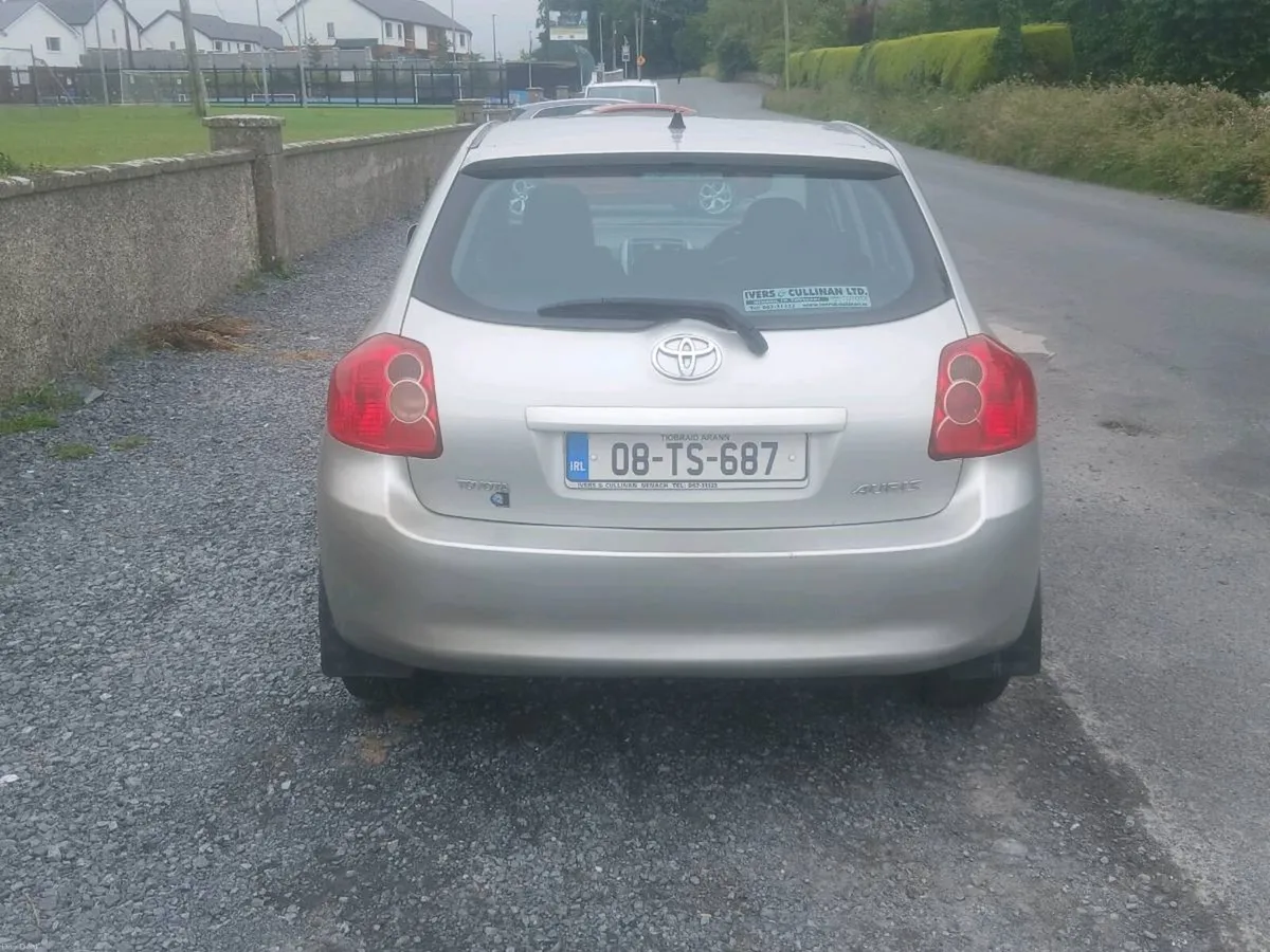 Toyota Auris - Image 2